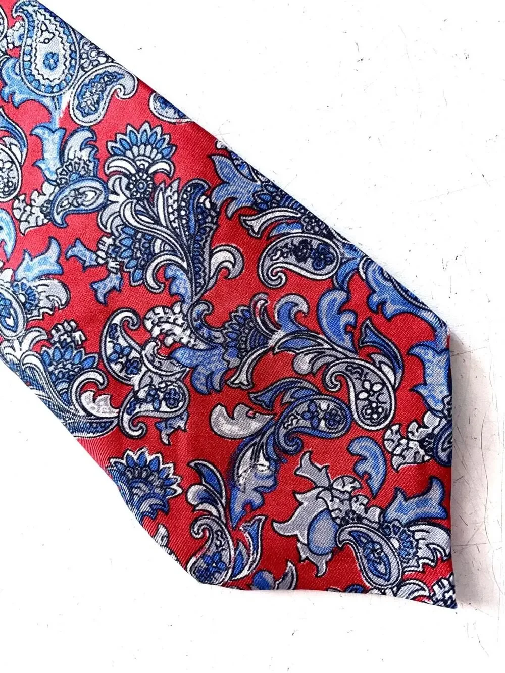 Daniel Cremieux Neck Tie Nwt Red Paisley Silk Seven 7 Fold Hand Made in Italy